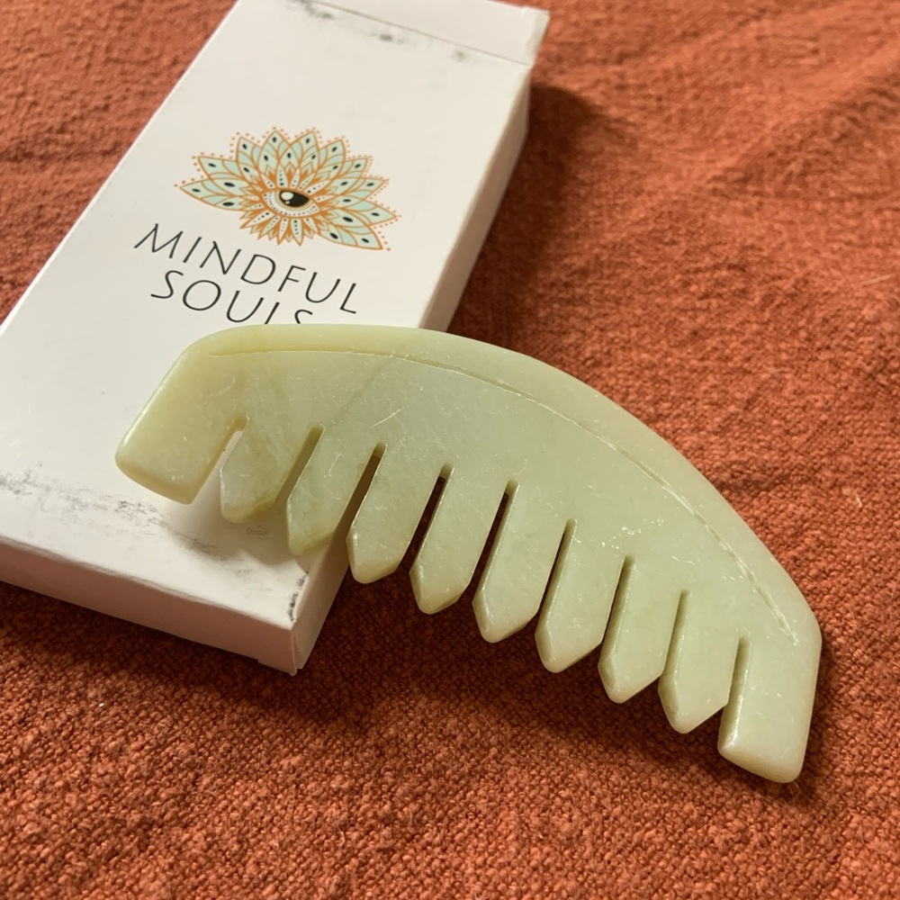 🪬 Jade Comb 🪬
